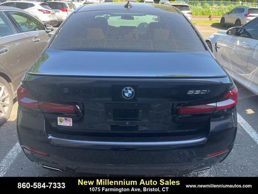 2022 BMW 530 i