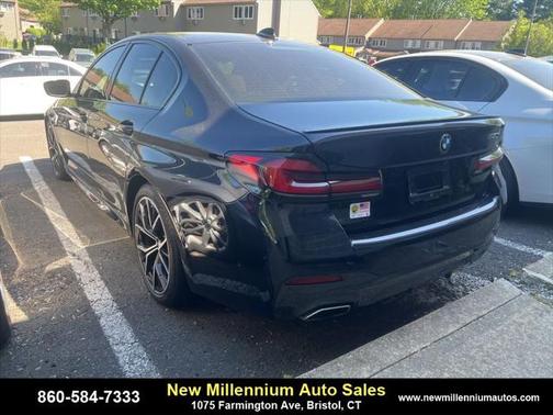 2022 BMW 530 i