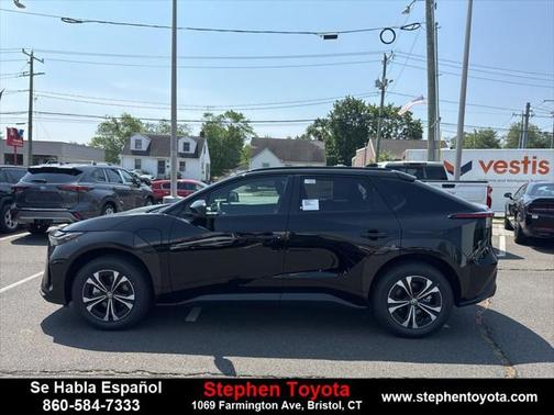 2025 Toyota bZ4X XLE