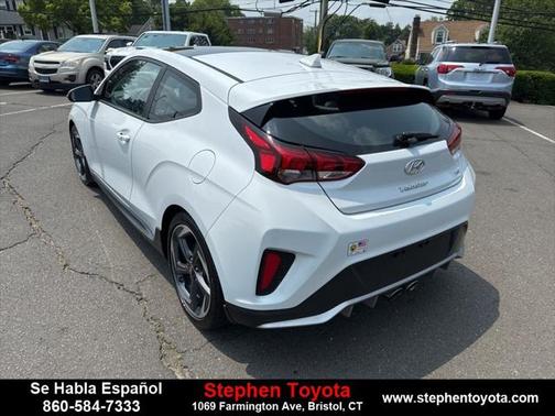 2019 Hyundai Veloster Base