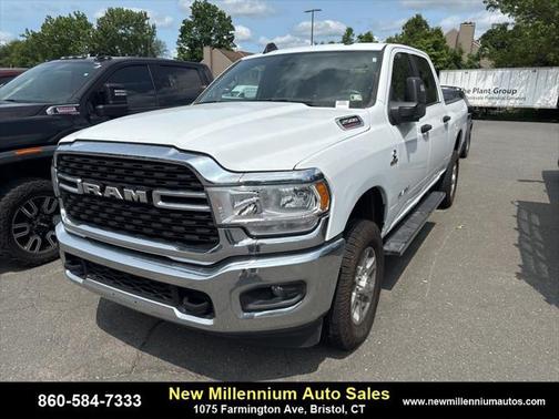 2024 RAM 2500 Big Horn Crew Cab 4x4 6'4' Box