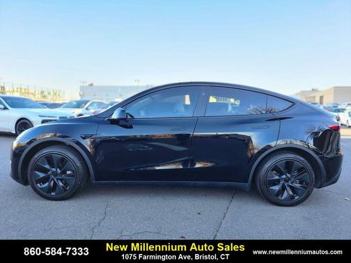 2024 Tesla Model Y Long Range Dual Motor All-Wheel Drive