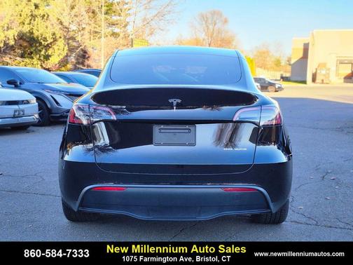 2024 Tesla Model Y Long Range Dual Motor All-Wheel Drive