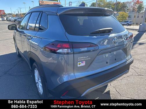 2026 Toyota Corolla Cross LE