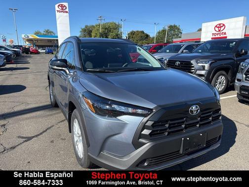 2026 Toyota Corolla Cross LE