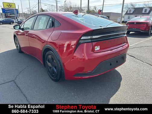 2024 Toyota Prius Prime SE