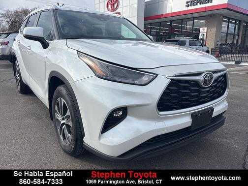2024 Toyota Highlander XLE