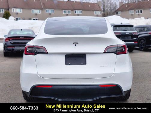 2021 Tesla Model Y Long Range Dual Motor All-Wheel Drive