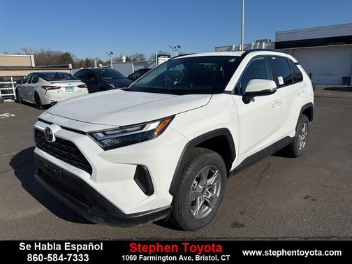 2025 Toyota RAV4 XLE