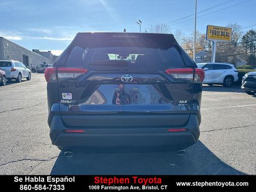 2025 Toyota RAV4 Hybrid XLE