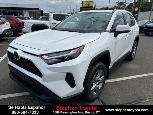 2025 Toyota RAV4 Hybrid XLE