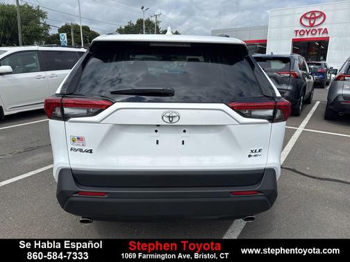 2025 Toyota RAV4 Hybrid XLE