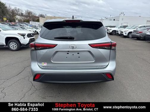 2023 Toyota Highlander LE