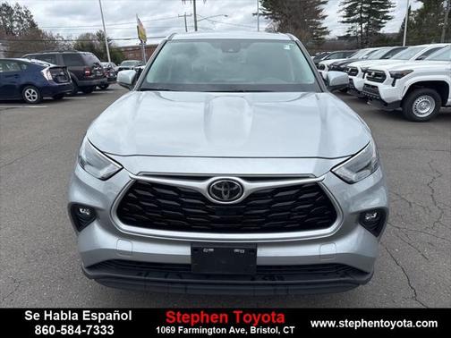 2023 Toyota Highlander LE