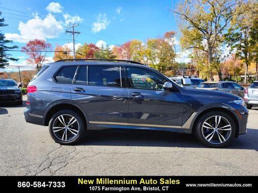 2020 BMW X7 M50i