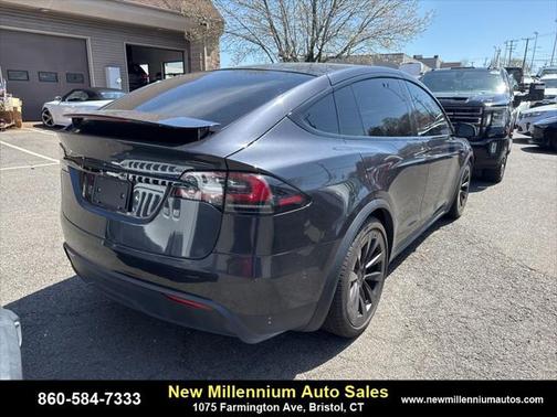 2024 Tesla Model X Long Range