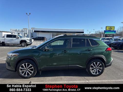 2023 Toyota Corolla Cross XLE