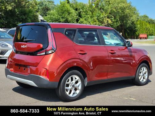 2023 Kia Soul LX