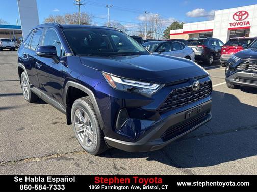 2025 Toyota RAV4 Hybrid XLE