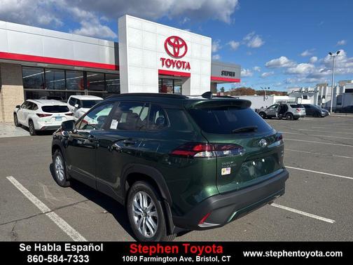 2026 Toyota Corolla Cross LE