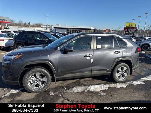 2025 Toyota RAV4 Hybrid XLE