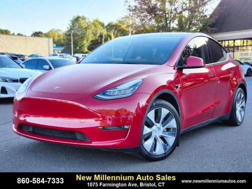 2022 Tesla Model Y Long Range Dual Motor All-Wheel Drive