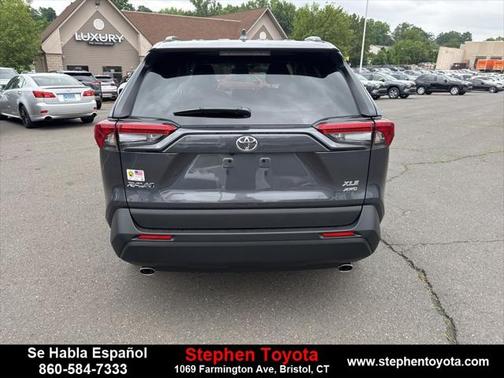 2025 Toyota RAV4 XLE