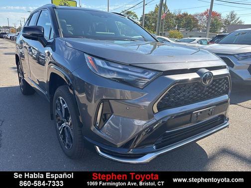 2025 Toyota RAV4 Hybrid SE