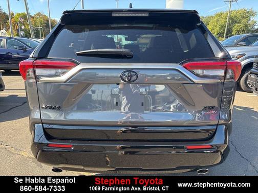 2025 Toyota RAV4 Hybrid SE
