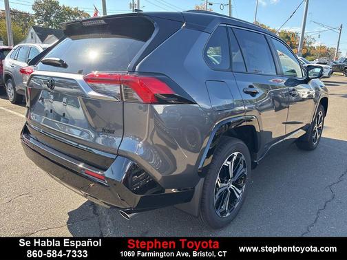 2025 Toyota RAV4 Hybrid SE