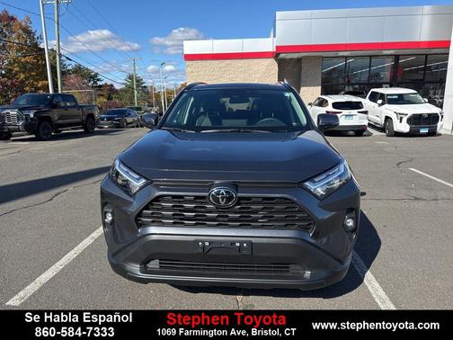 2025 Toyota RAV4 XLE Premium