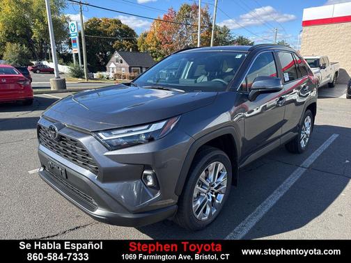 2025 Toyota RAV4 XLE Premium