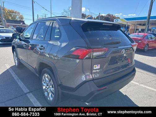 2025 Toyota RAV4 XLE Premium