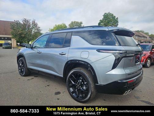 2025 Chevrolet Traverse RS