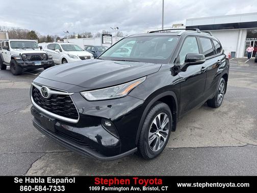 2023 Toyota Highlander XLE