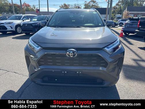 2025 Toyota RAV4 XLE
