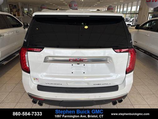 2022 GMC Yukon XL Denali
