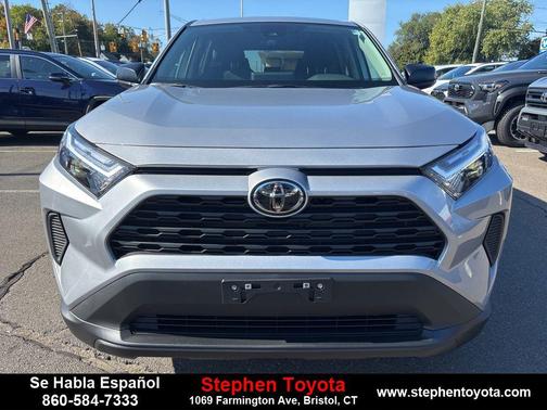 2025 Toyota RAV4 LE