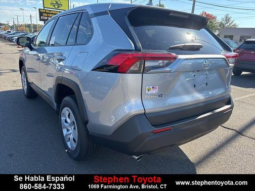 2025 Toyota RAV4 LE
