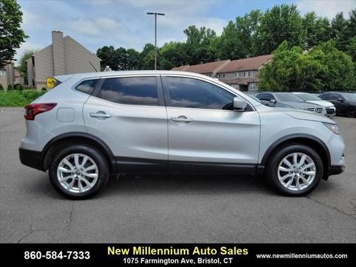 2021 Nissan Rogue Sport S