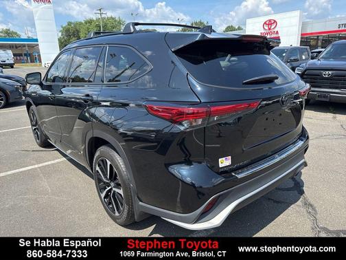 2022 Toyota Highlander XSE