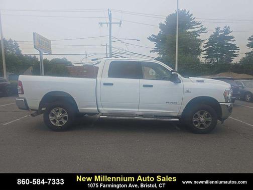 2024 RAM 2500 Big Horn Crew Cab 4x4 6'4' Box