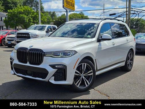 2021 BMW X7 M50i