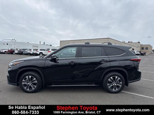 2026 Toyota Highlander XLE