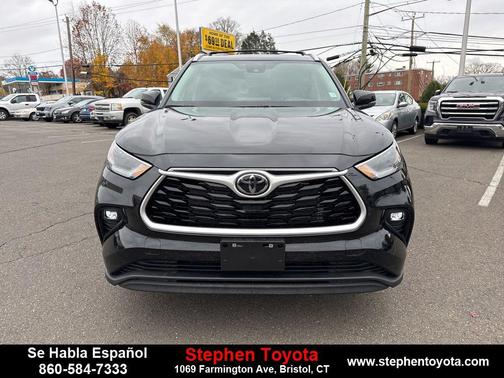 2026 Toyota Highlander XLE