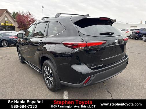 2026 Toyota Highlander XLE
