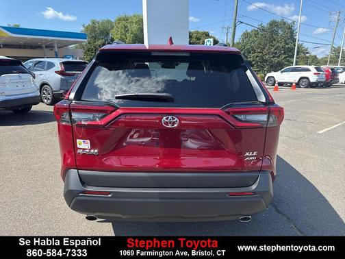 2025 Toyota RAV4 XLE