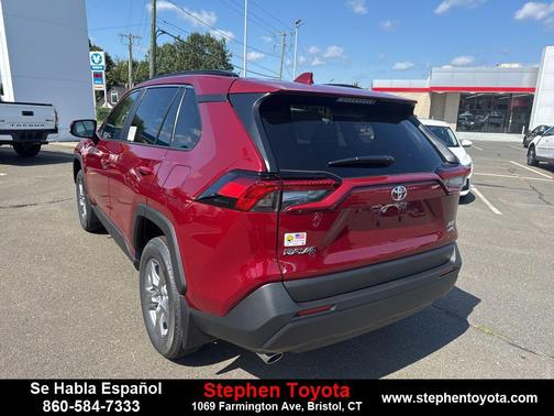 2025 Toyota RAV4 XLE