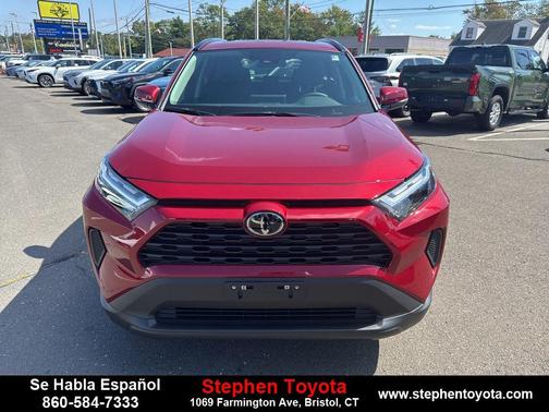 2025 Toyota RAV4 XLE