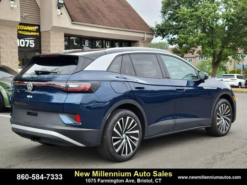 2023 Volkswagen ID.4 AWD Pro S Plus